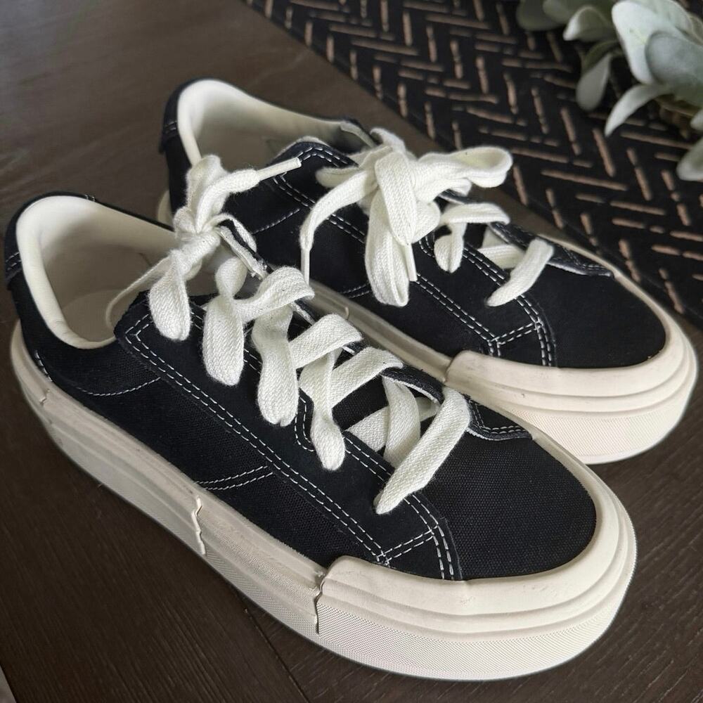 Converse Chuck Taylor All Star Cruise Low Platform Black Egret Size 7 EUC